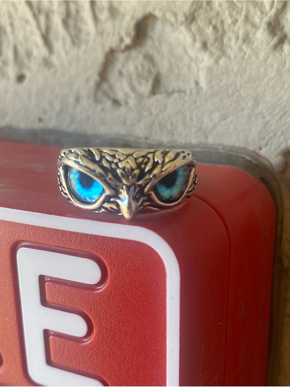 Vivid Baby Blue-Eyed Owl Accent Tibetan Silver Ring Size 8